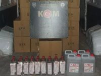 Edremit’te bir ihbarı değerlendiren polis, bin 20 litre etil alkol