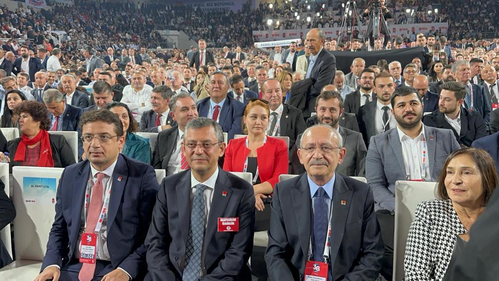 CHP’nin 38. Olağan Kurultayını Özgür Özel kazandı ve Genel Başkan