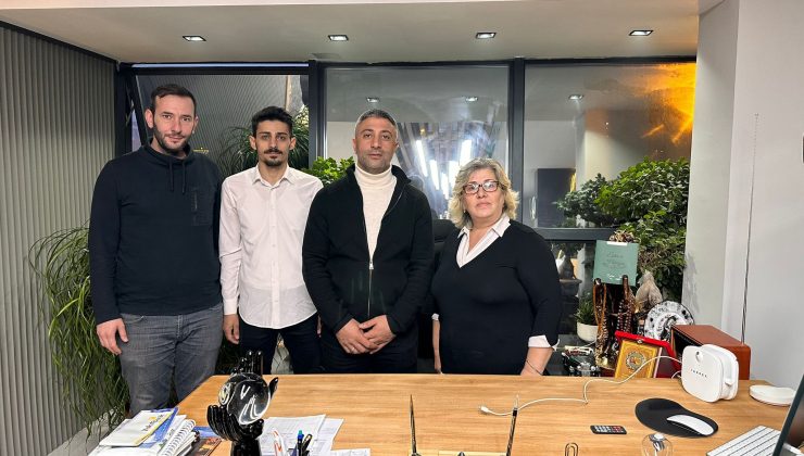 Bandırma’da Gelecek Partisi’ne katılımlar sürüyor