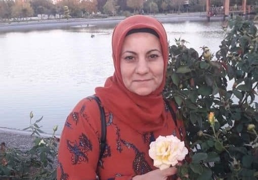 Gönen’de uzaklaştırma kararı bulunan şahıs eski eşini bıçaklayarak öldürdü.Edinilen bilgiye