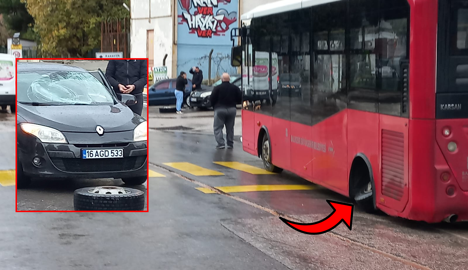 Bandırma’da sabah saatlerinde Kurtuluş Caddesi ile Servet Çırpan Caddesi’nin kesiştiği