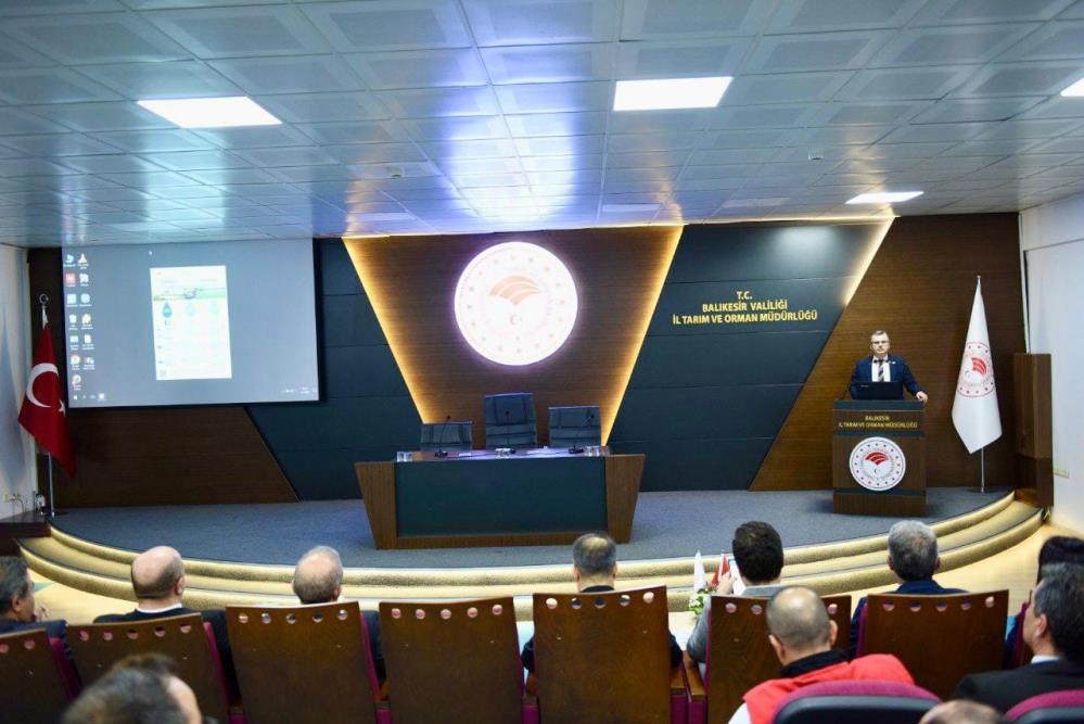 Balıkesir Orman Müdürlüğü, tarımsal kuraklıkla mücadele için toplandı Balıkesir İl Tarım ve Orman Müdürlüğü, Tarımsal Kuraklıkla Mücadele ve