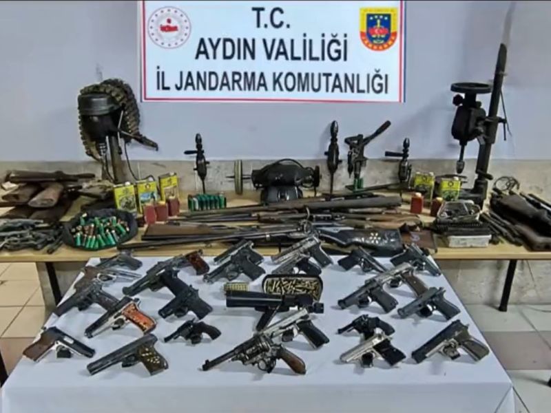 ‘Mercek-6’ Operasyonunda bin 129 Gözaltı İçişleri Bakanı Ali Yerlikaya, 68 ilde son 4 günde ruhsatsız