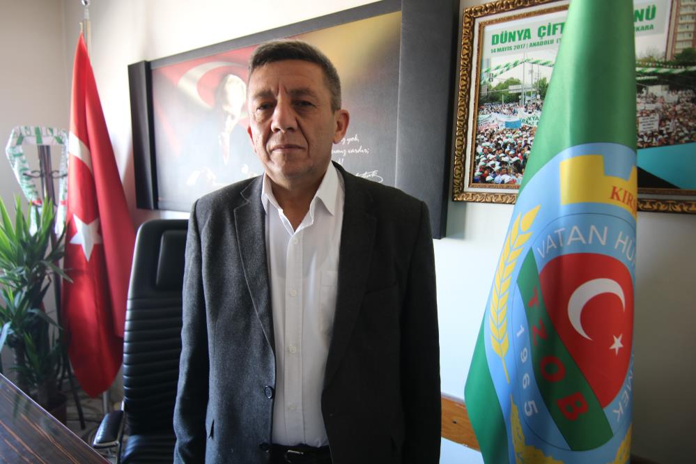“Haşeratlar için doğru ilaçlama yöntemleri kullanın” Kırşehir Ziraat Odası Başkanı Mevlüt Toprak, tarımda tohum sezonunun başlamasıyla