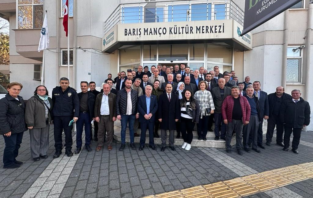 Bandırma Kaymakamı Engin Aksakal, Bandırma’da mahalle muhtarları ve kurum amirlerini
