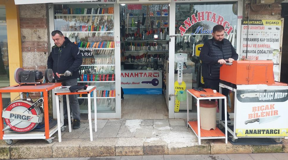 Tekirdağ’da 144 yıldır bıçakçılık mesleğini icran eden Bıçakçı Ailesi, soyadları