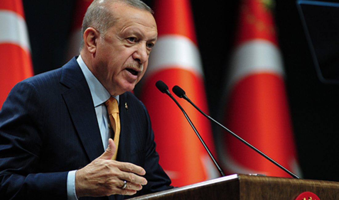 Cumhurbaşkanı Erdoğan: “Merkez Bankası rezervimiz 145. 65 milyar dolara ulaştı.” Cumhurbaşkanı Recep Tayyip Erdoğan, Cumhurbaşkanlığı Külliyesi Sergi Salonu’nda Muhtarlar Toplantısı’na
