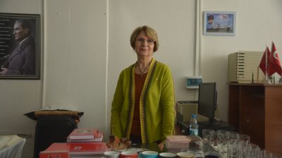 ADD Bandırma Şubesi, geleneksel hale gelen “Yılbaşı Sergisi”ni açarak öğrenci