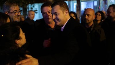 CHP Balıkesir Büyükşehir Belediye Başkan Adayı Ahmet Akın, Ayşebacı Mahallesini