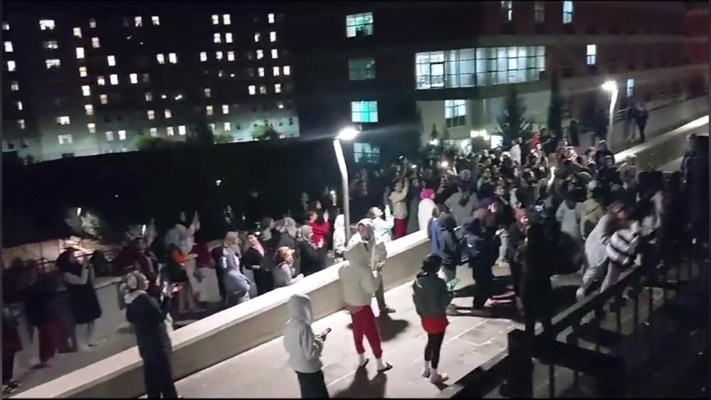 Harran Üniversitesi Osmanbey merkez kampüsünde bulunan KYK’ya ait öğrenci yurdunda