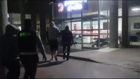 Ayvalık’ta, yasa dışı yollarla Yunanistan’ın Midilli Adası’na gitmeye çalışan 18