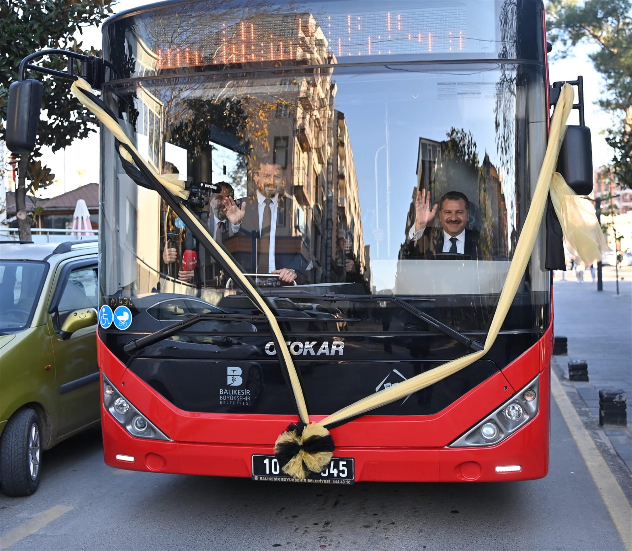 Balıkesir Büyükşehir, toplu taşıma filosuyla Türkiye’ye örnek oluyor Toplu ulaşımda kullanılan araç filosunu vatandaşlara en iyi, güvenli ve