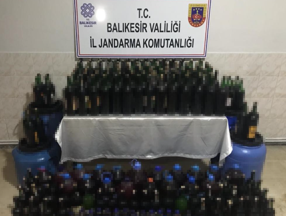 Balıkesir’de jandarma ekipleri 312 personelin katılımı ile il genelinde yılbaşı