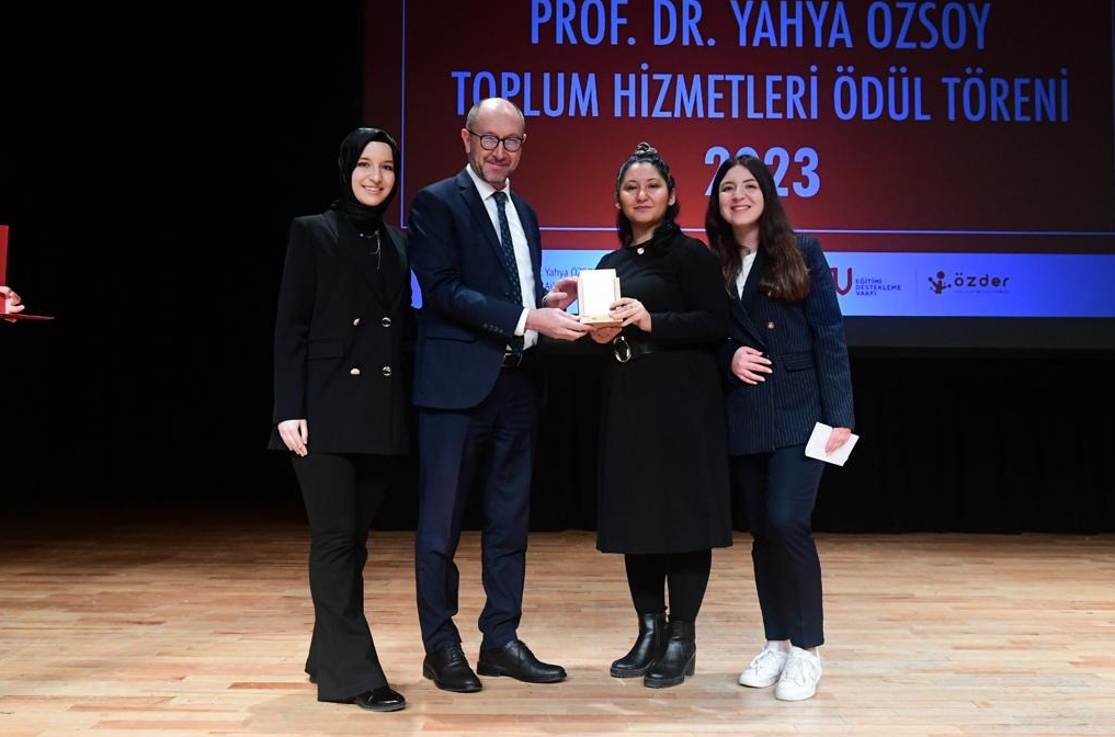 Bandırma Üniversitesi öğrencilerine teşvik ödülü