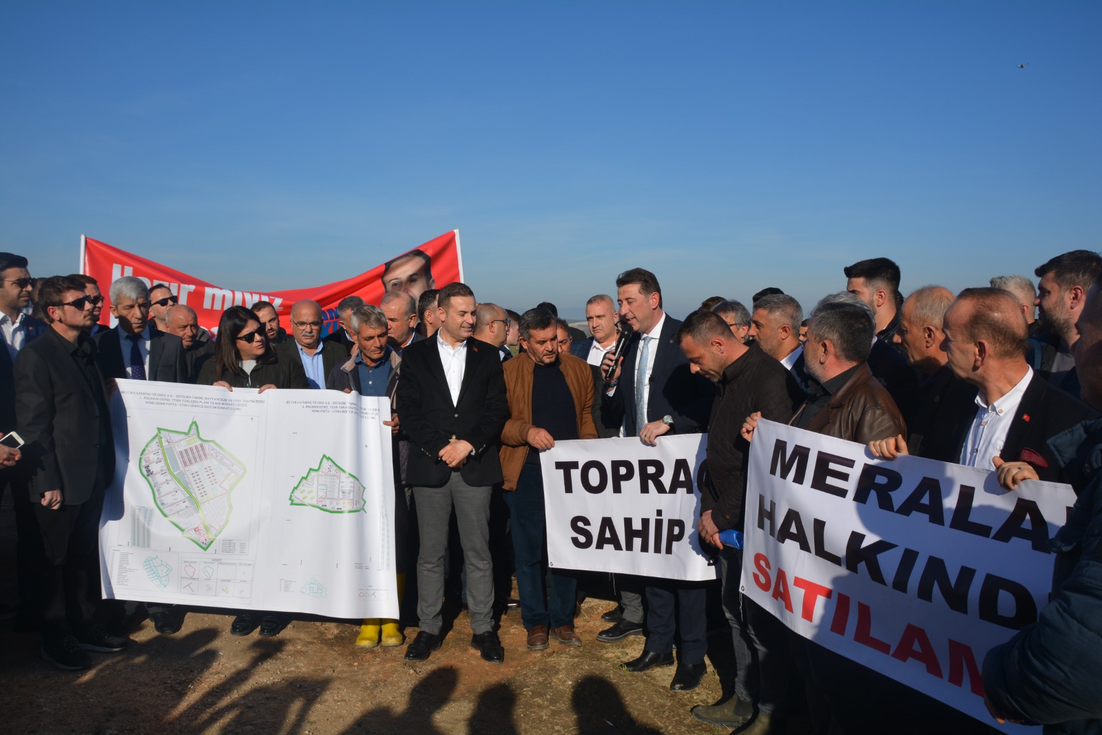 Bandırma’nın kırsal mahalleleri Aksakal ve Karaçalılık çiftçisinin kullandığı meraya özel