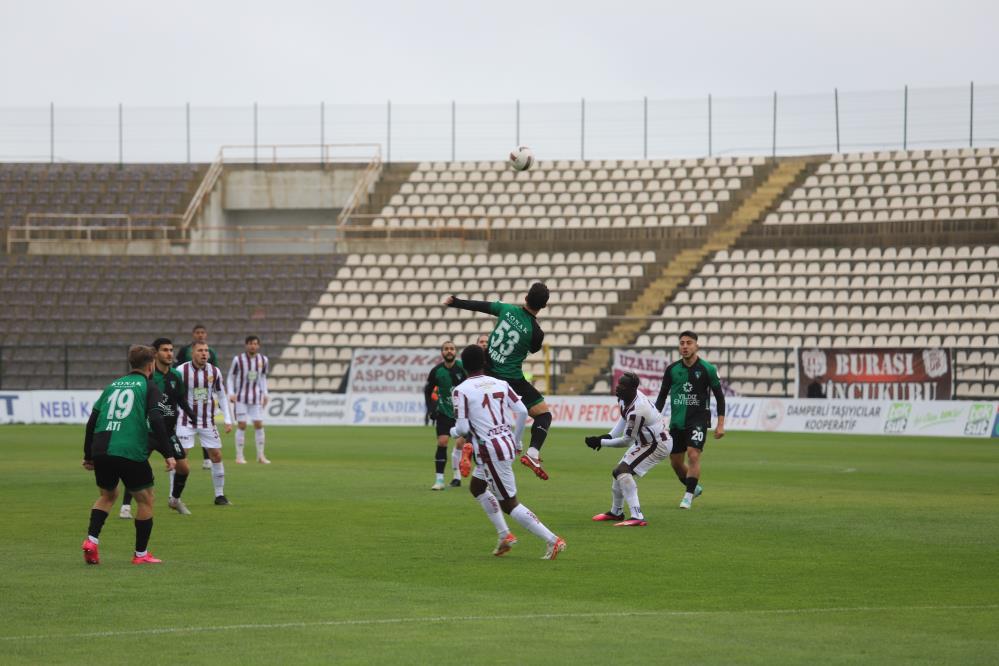 Trendyol 1. Lig’in 15. hafta maçında Bandırmaspor sahasında karşılaştığı Kocaelispor’a