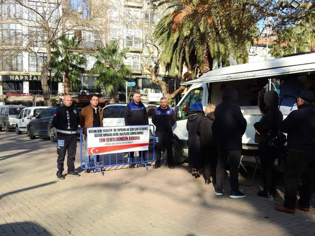 Erdek Belediyesi çalışanları, Irak’ın kuzeyindeki Pençe-Kilit Harekatı bölgesindeki terör saldırılarında