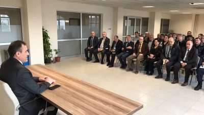 Burhaniye de Kaymakam İlyas Memiş başkanlığında muhtarlar toplantısı yapıldı. Toplantıda,