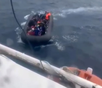 Aydın’ın Kuşadası ilçesinde fırtınaya yakalanan ve denizde can pazarı yaşanan