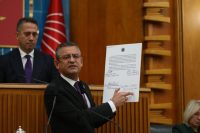 Cumhuriyet Halk Partisi (CHP) Genel Başkanı Özgür Özel, “Biz teröristlerle