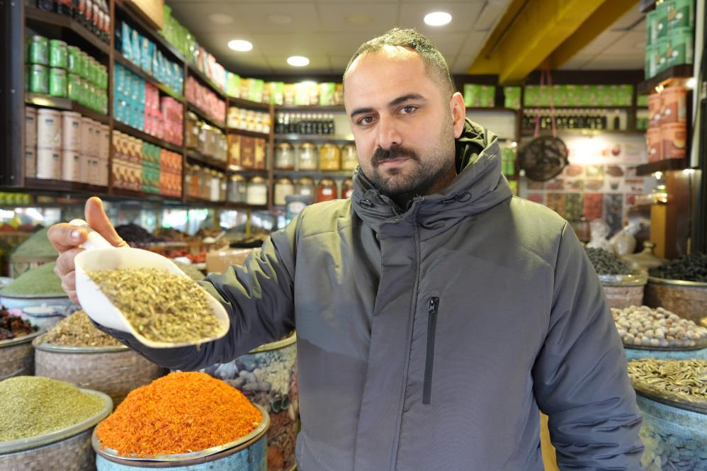 Gribal enfeksiyonlara karşı doğal ilaç zahter çayına ilgi arttı Gaziantep’te kış aylarında soğuk algınlığına ve gribal enfeksiyonlara karşı doğal