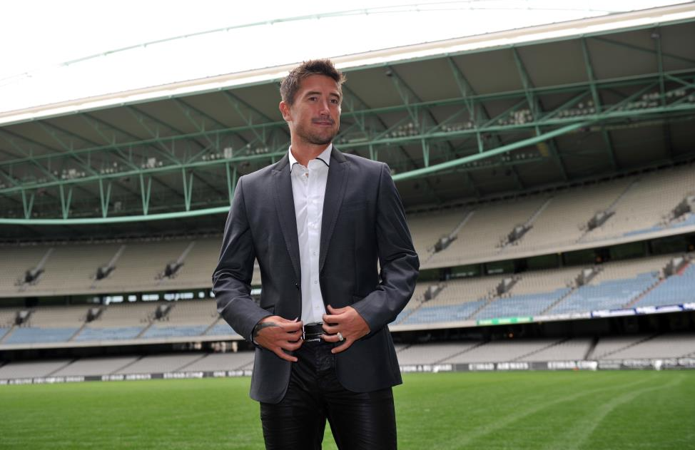 Japonya ekibi Yokohama F. Marinos, Teknik Direktör Harry Kewell ile