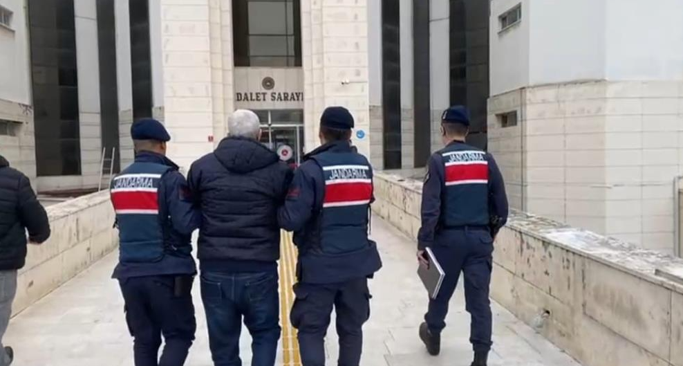Edremit’te hakkında cinayetten 15 yıl kesinleşmiş cezası bulunan firari JASAT
