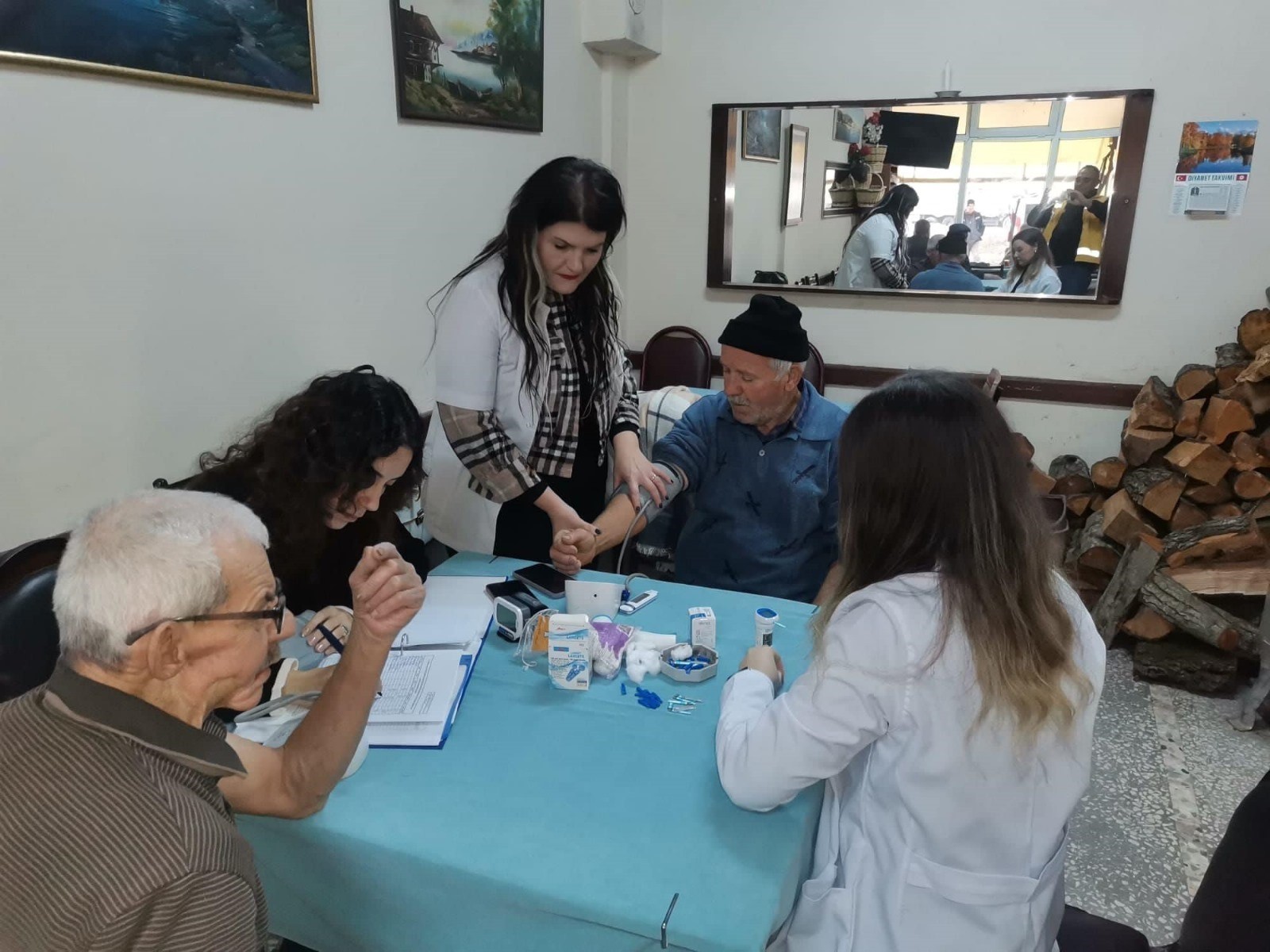 Yaz ayından itibaren Erdek’in kırsal mahallelerinde yapılan Periyodik Sağlık Kontrolü