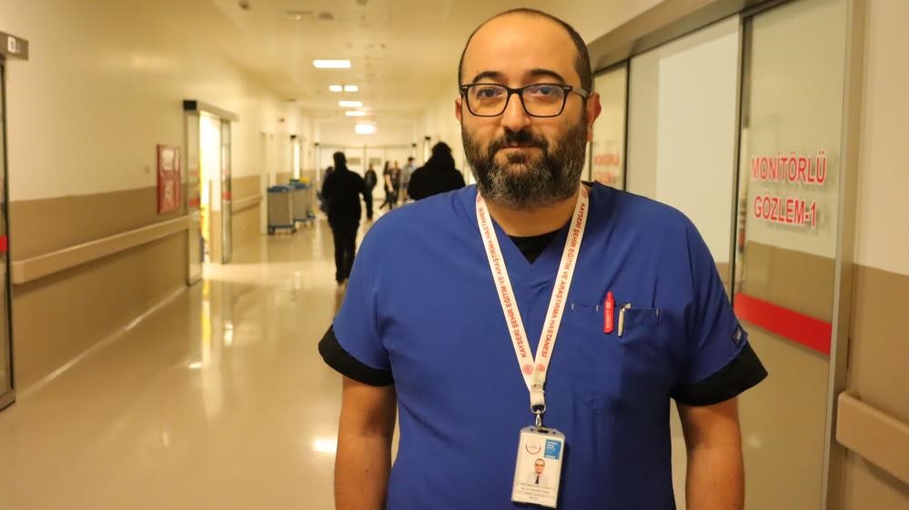 Karbonmonoksit zehirlenmelerinde en etkin tedavi: Hiperbarik oksijen Kayseri Şehir Hastanesi Acil Tıp Uzmanı Dr. İbrahim Toker; kalbe