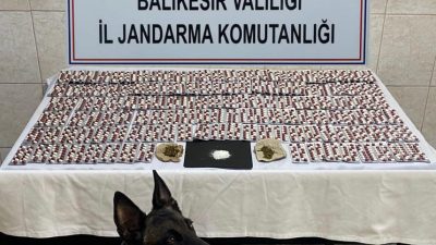 Balıkesir’in 2 ilçesinde yapılan operasyon sonucunda uyuşturucu madde imal ve