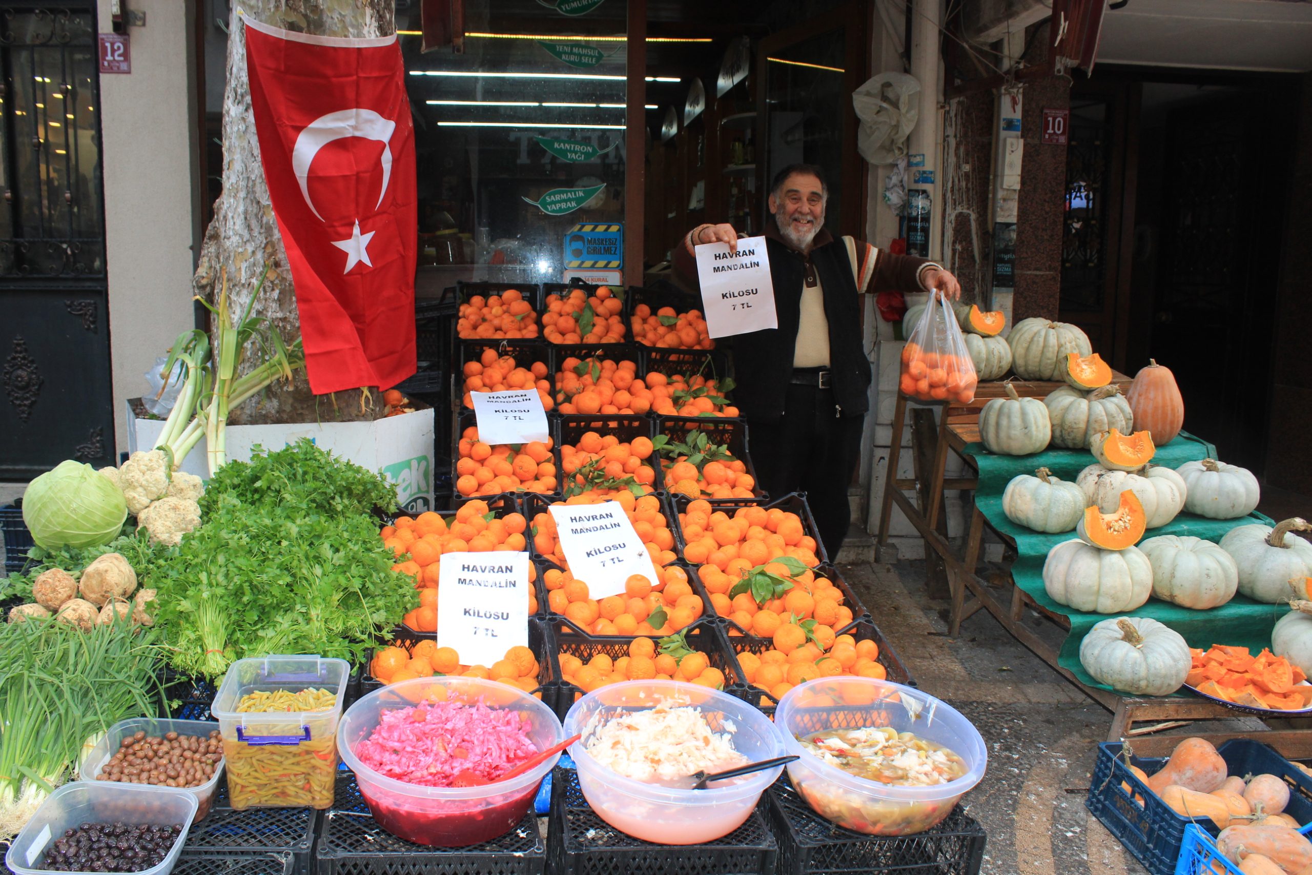 1 BARDAK ÇAY PARASINA 2 KG. MADALİNA Zeytin ve zeytinyağıyla