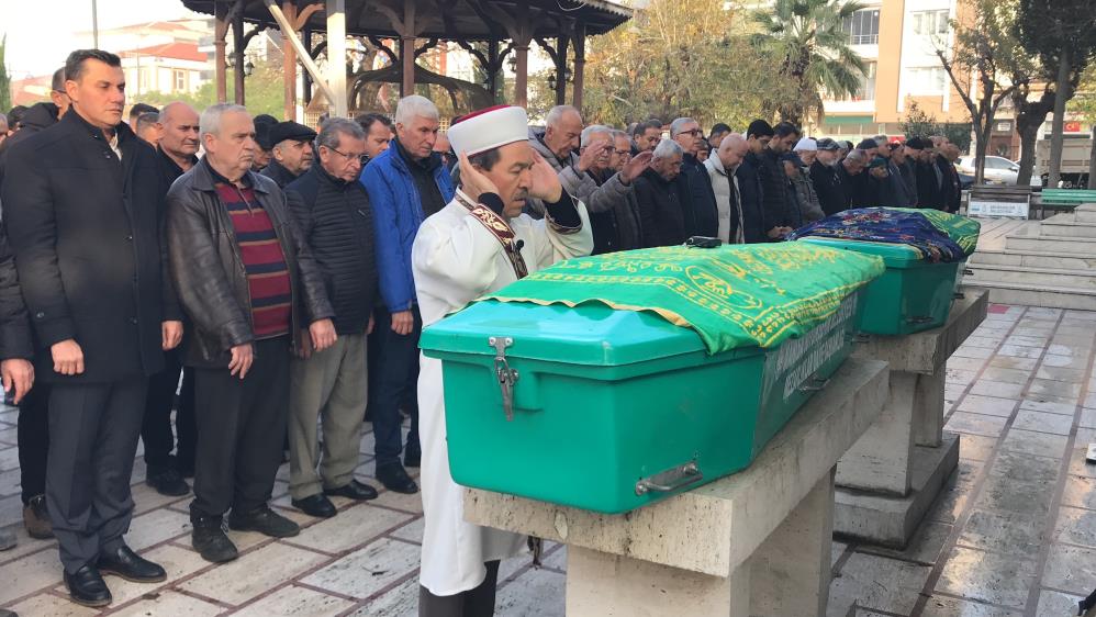 Manisa’nın Yunusemre ilçesinde ormanlık alanda önce kayınbiraderini ardından da eşini