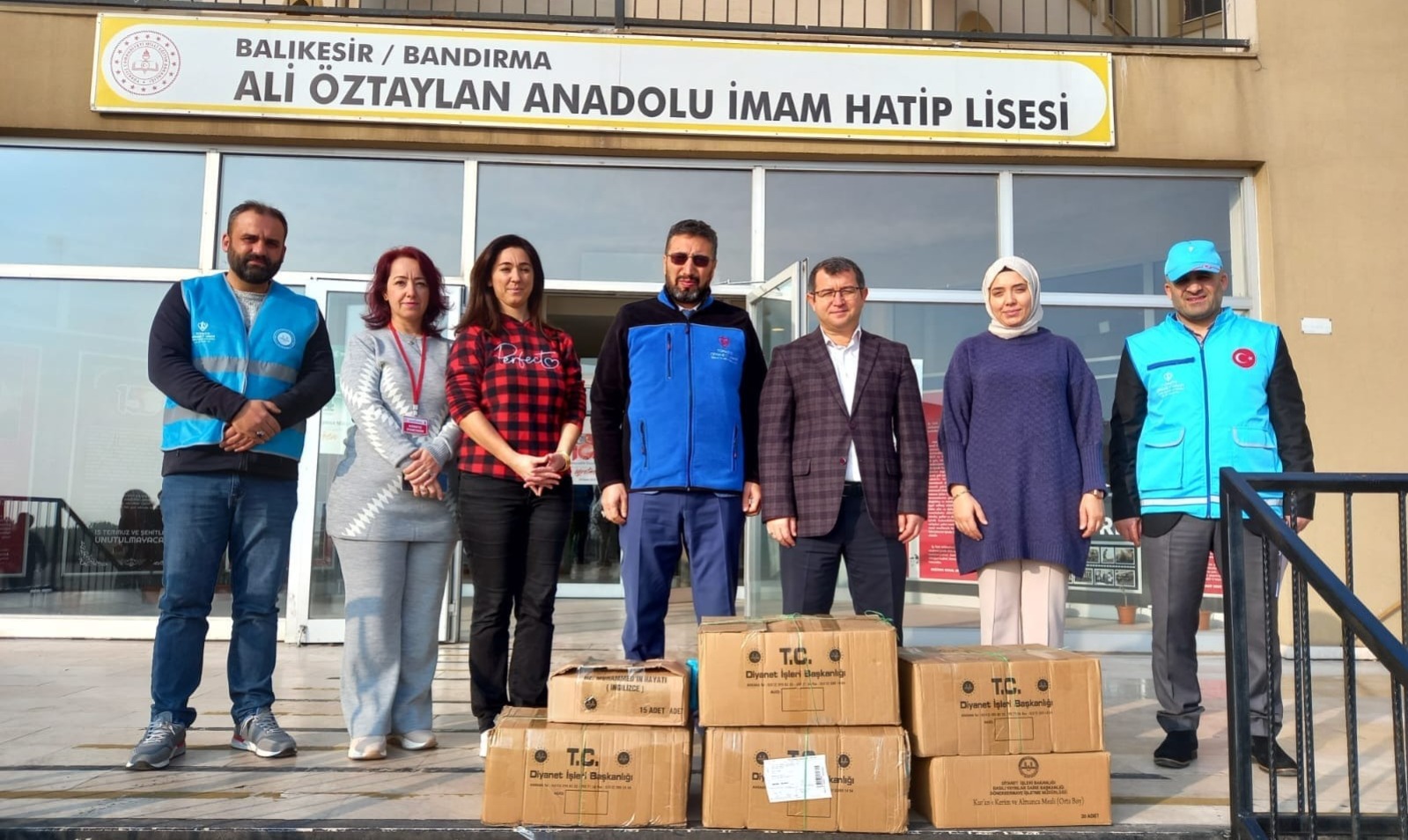 Bandırma İlçe Müftüsü Abdulhamid Pehlivan, 27 ayrı dilde yazılan ve