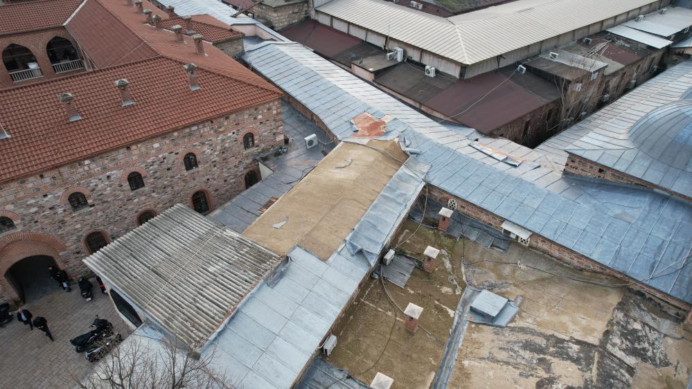 Bursa tarihi Kapalı Çarşı’nın bir bölümünü oluşturan Yorgancılar Çarşısı’nın 2