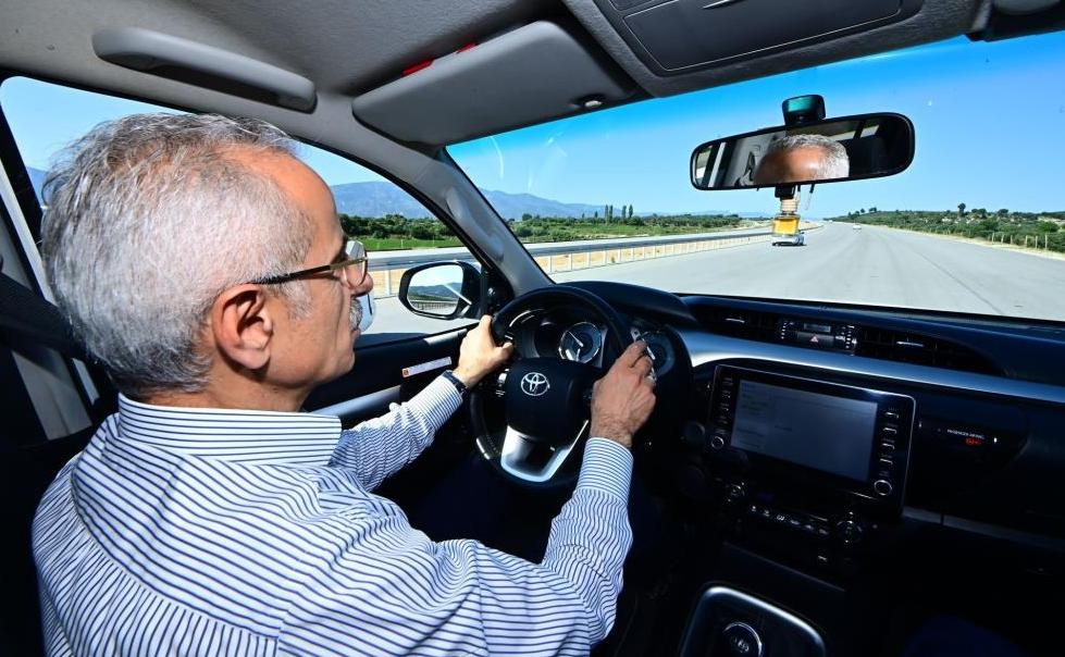 Şehirler arası yolcu otobüslerinde hız takip dönemi başlıyor Ulaştırma ve Altyapı Bakanı Abdulkadir Uraloğlu, “Şehirler arası yolcu taşımacılığı