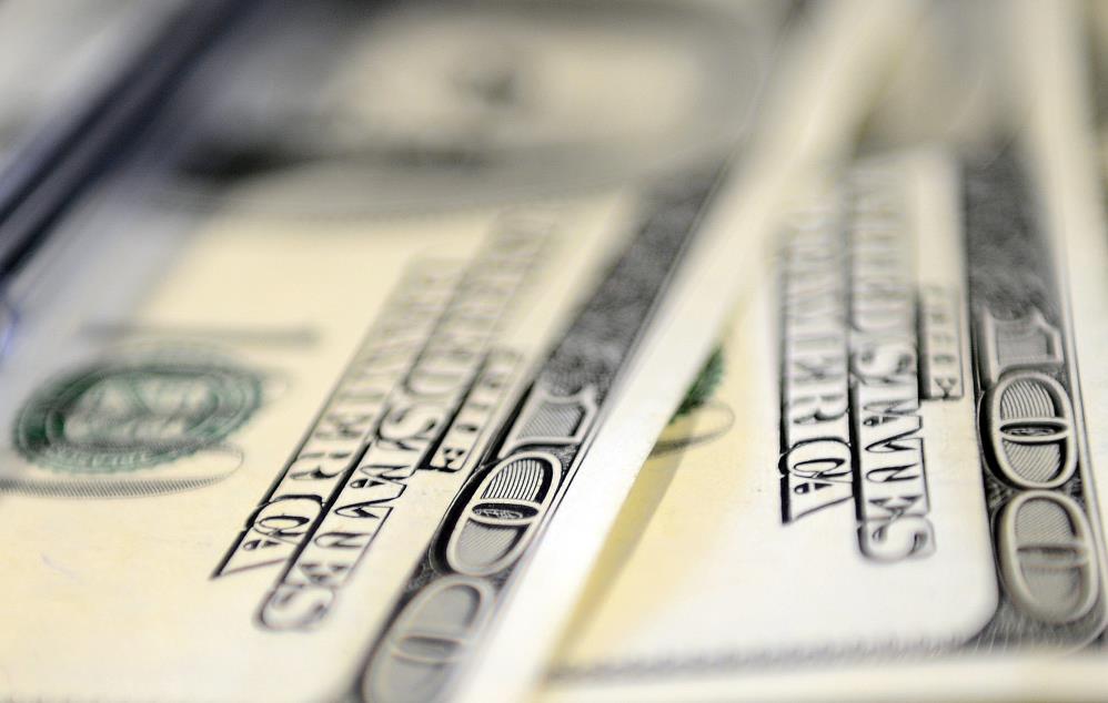 Dolar 29,5090 liradan, euro ise 32,6630 liradan güne başladı. İstanbul