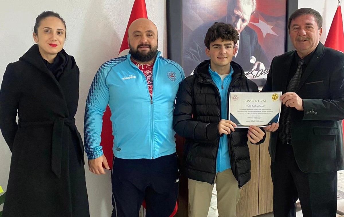 Kocaeli’de gerçekleştirilen Okullar Arası Gençler A Kategorisi Grekoromen Stil Türkiye