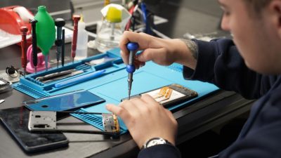 Tüketicileri ikinci el telefonlarda güvenlik konusunda uyaran sektör temsilcileri, ikinci