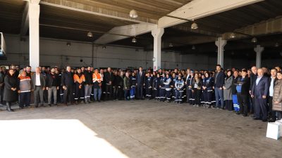 Bandırma Belediye Başkanı Tolga Tosun, yaklaşan yeni yıl öncesi belediye