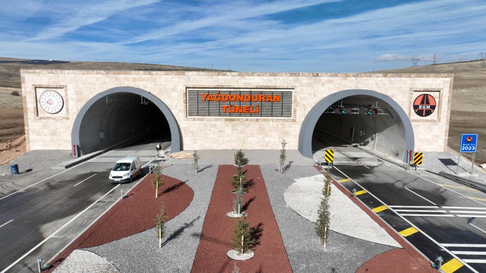 Türkiye’de ilk, o tünelde uzaktan yangınlara müdahale edilebilecek Sivas-Malatya Karayolu üzerinde özellikle kış aylarında sürücülerin kâbusu olan Yağdonduran