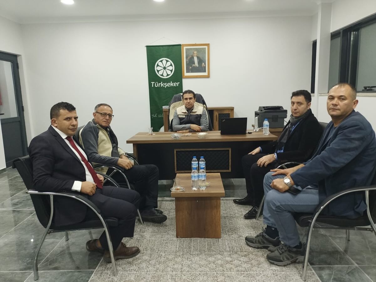 Türkşeker Genel Müdür Yardımcısı Ahmet Açıkgöz ve Türkşeker Genel Sekreteri