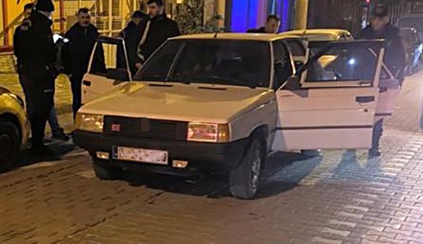Edremit İlçe Emniyet Müdürlüğü ekipleri, güvenli bir şekilde yeni yıla