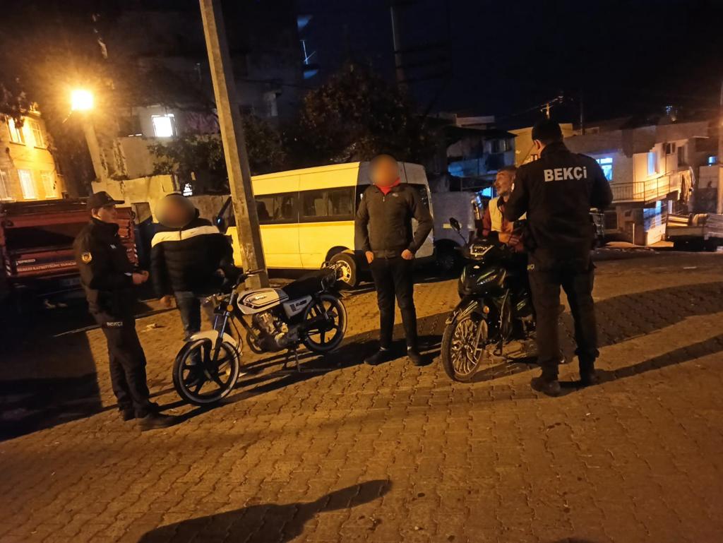 Balıkesir’in Edremit ilçesinde İlçe Emniyet Müdürlüğü tarafından yapılan şok asayiş