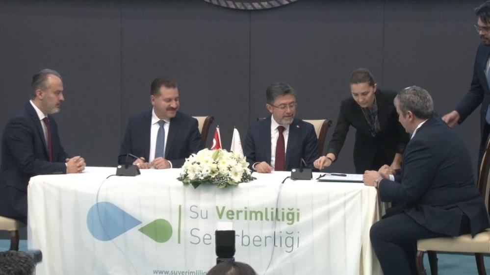 Tarım ve Orman Bakanı İbrahim Yumaklı, “Su kayıplarını en geç