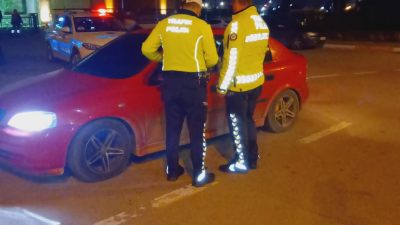 Balıkesir’de 3 cadde üzerinde yüksek seste müzik dinleyen araç sürücülerine