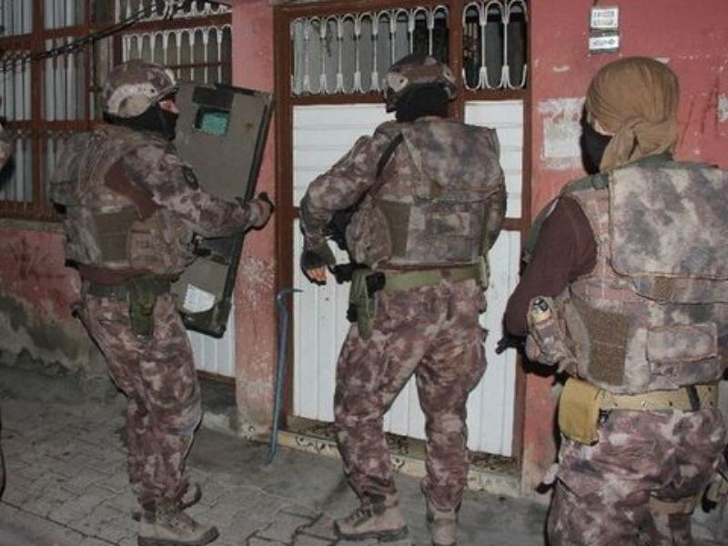 İçişleri Bakanı Ali Yerlikaya, 37 İlde DEAŞ Terör Örgütüne yönelik