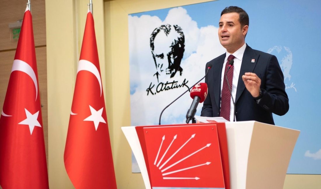 Büyükşehir Adayı Ahmet Akın Bandırma’ya geliyor Balıkesir Büyükşehir Belediye Başkan Adayı Ahmet Akın, 29 Aralık Cuma