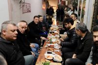 Bandırma Belediye Başkanı Av. Tolga Tosun Bandırmalı esnaflarla kahvaltı masasında