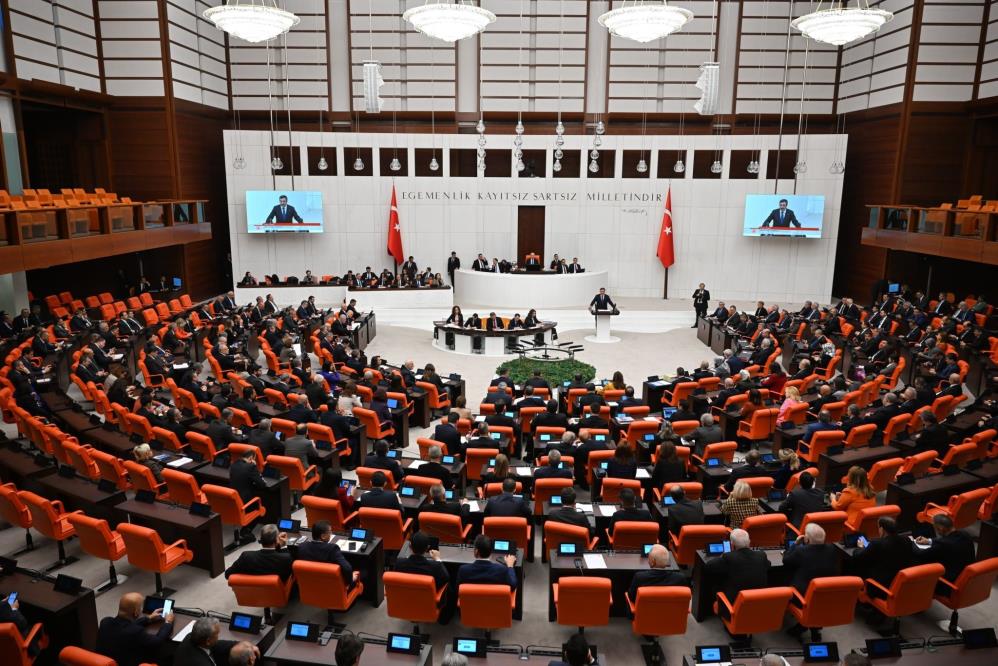 Yılmaz: “Aşama aşama enflasyonu tek haneli rakamlara düşüreceğiz” Cumhurbaşkanı Yardımcısı Cevdet Yılmaz, “Aşama aşama enflasyonu tek haneli rakamlara