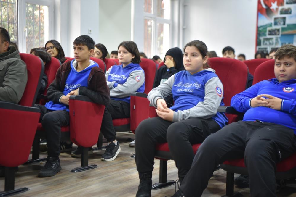 Karesi’de akciğer kanseri farkındalık eğitimi Karesi Belediyesi, İlçe Sağlık Müdürlüğü iş birliği ile Akciğer Kanseri